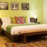 Miragaia House Guest house