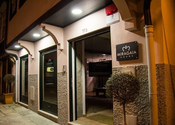 Miragaia House בית הארחה 4*