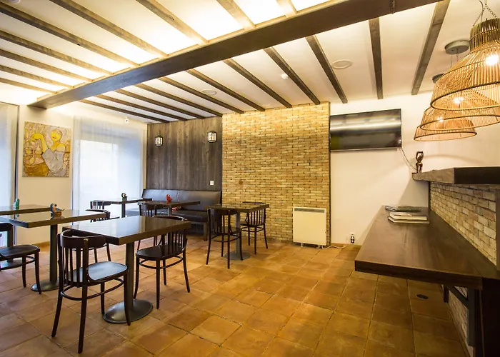 Konukevi Miragaia House 4*