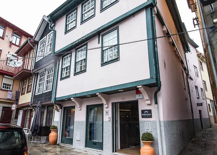 Konukevi Miragaia House Porto