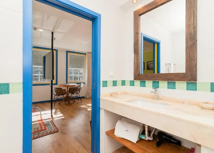 בית הארחה Miragaia House 4*