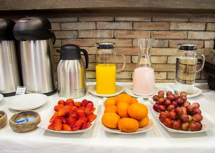 Miragaia House بيت ضيافة