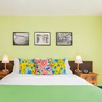 Miragaia House 4*