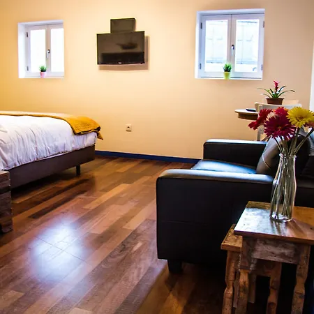 Pensjonat Miragaia House 4*